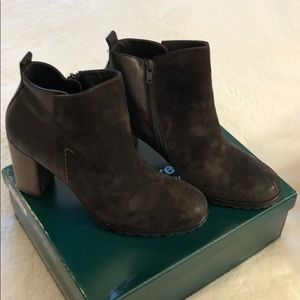 Paul Green brown booty size 9
